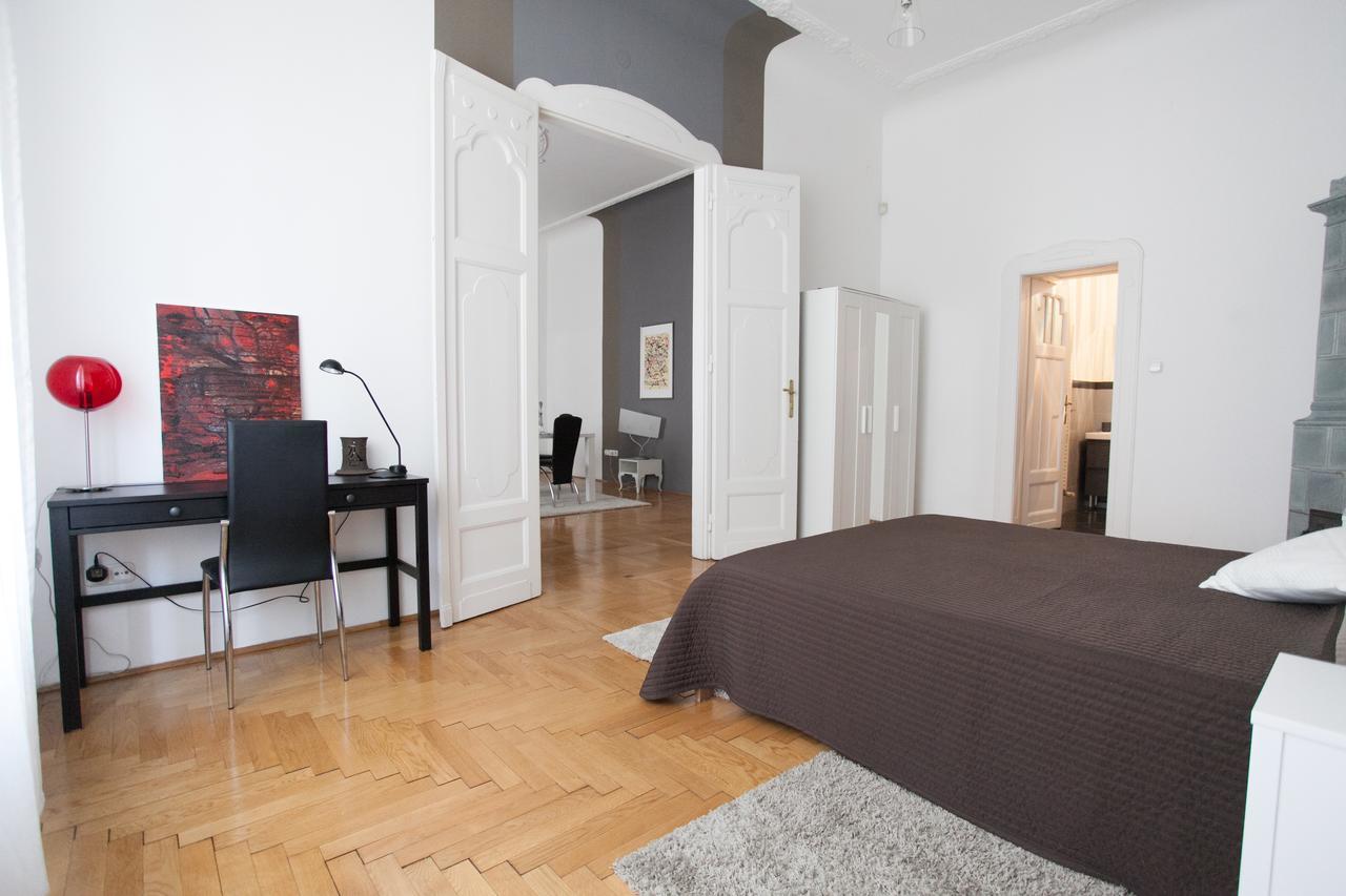 Royal Center Apartment Budapeste Exterior foto