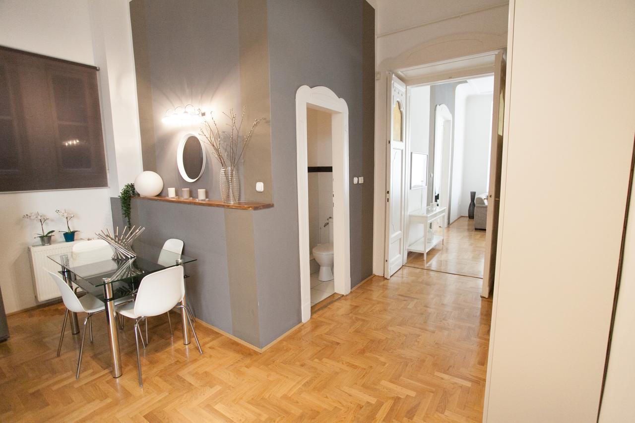 Royal Center Apartment Budapeste Exterior foto